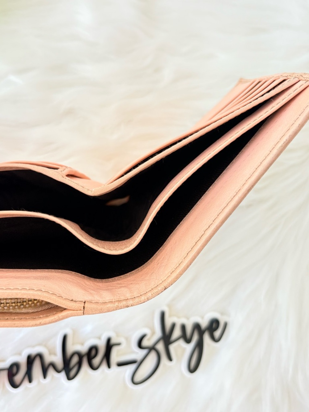 Gucci Beige and Pink Monogram Bifold Wallet with Gold Hardware - Picture 5 of 16
